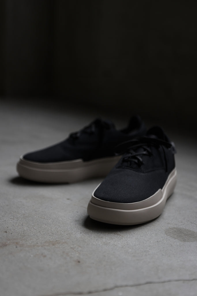 Y-3 Yohji Yamamoto AJATU COURT FORMAL SNEAKERS