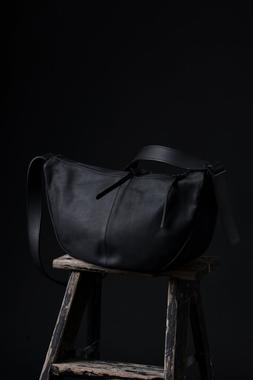 ISAMU KATAYAMA BACKLASH UTILITY SHOULDER BAG / GUIDI CALF