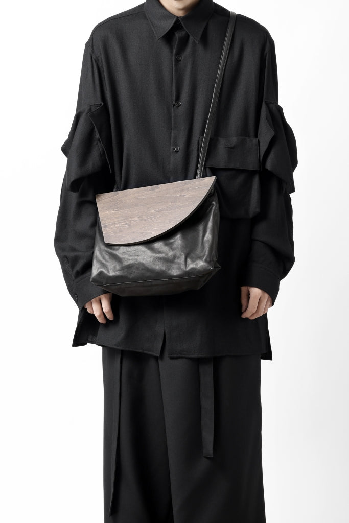 discord Yohji Yamamoto Namu Shoulder Bag / Soft Shrink Cow Leather + Wood