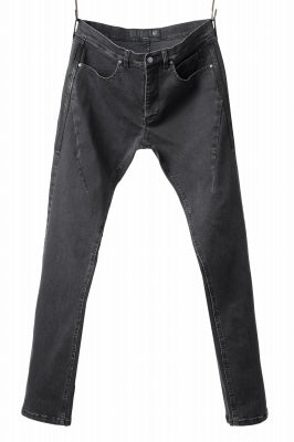 A.F ARTEFACT RELAXED SKINNY DENIM PANTS
