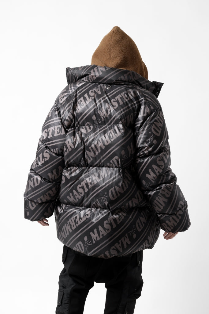 mastermind WORLD x Rocky Mountain Featherbed STAND DOWN JACKET