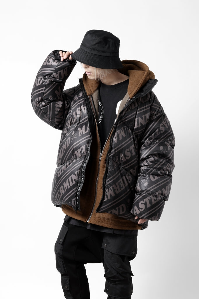 mastermind WORLD x Rocky Mountain Featherbed STAND DOWN JACKET