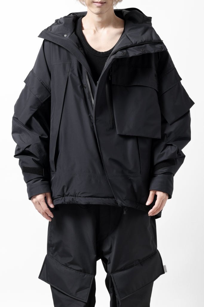 D-VEC x ALMOSTBLACK HOODED JACKET / GORE-TEX PRODUCT 2L PRIMALOFT SHELL