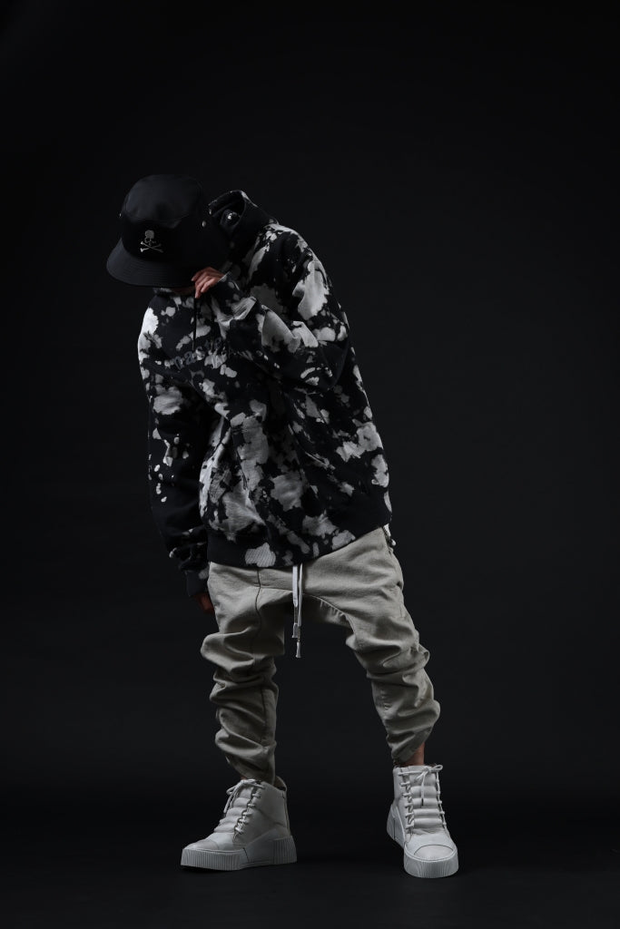 mastermind JAPAN SWEAT HOODIE / BLEACH - TIEDYE