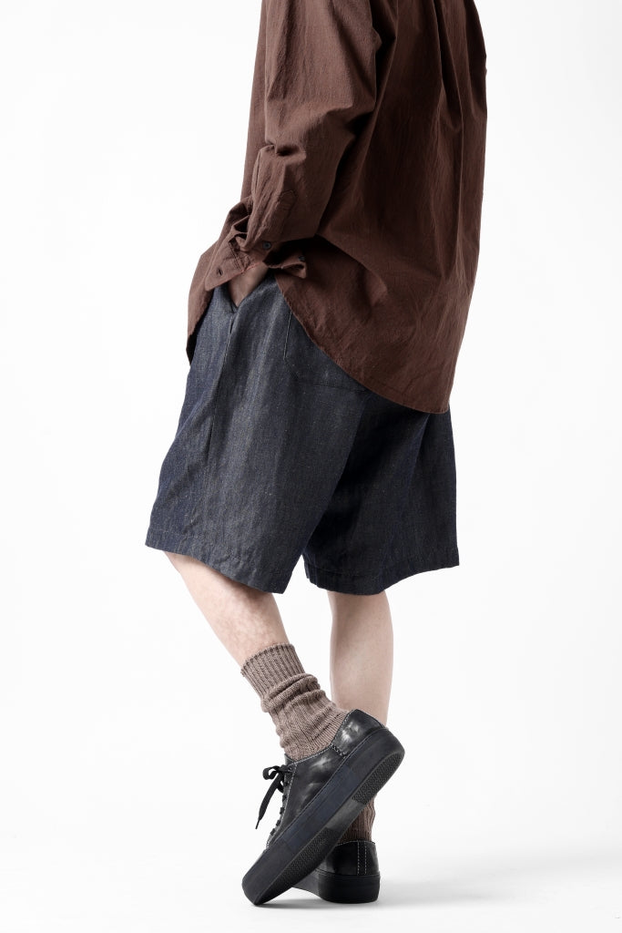 CAPERTICA 2-TUCK WIDE SHORTS / WASHABLE WOOL x LINEN GABARDINE