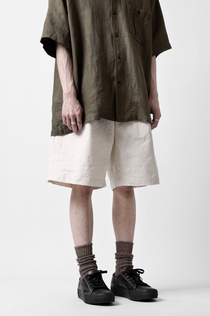 CAPERTICA 2-TUCK WIDE SHORTS / ARMY CANVAS