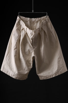 COLINA TUCK SHORTS / SAFILIN LINEN HERRINGBONE