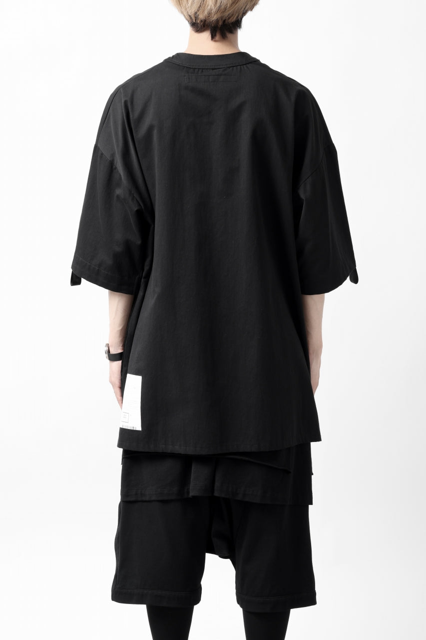 A.F ARTEFACT -MINIMAL- ROUND-NECK SHIRT