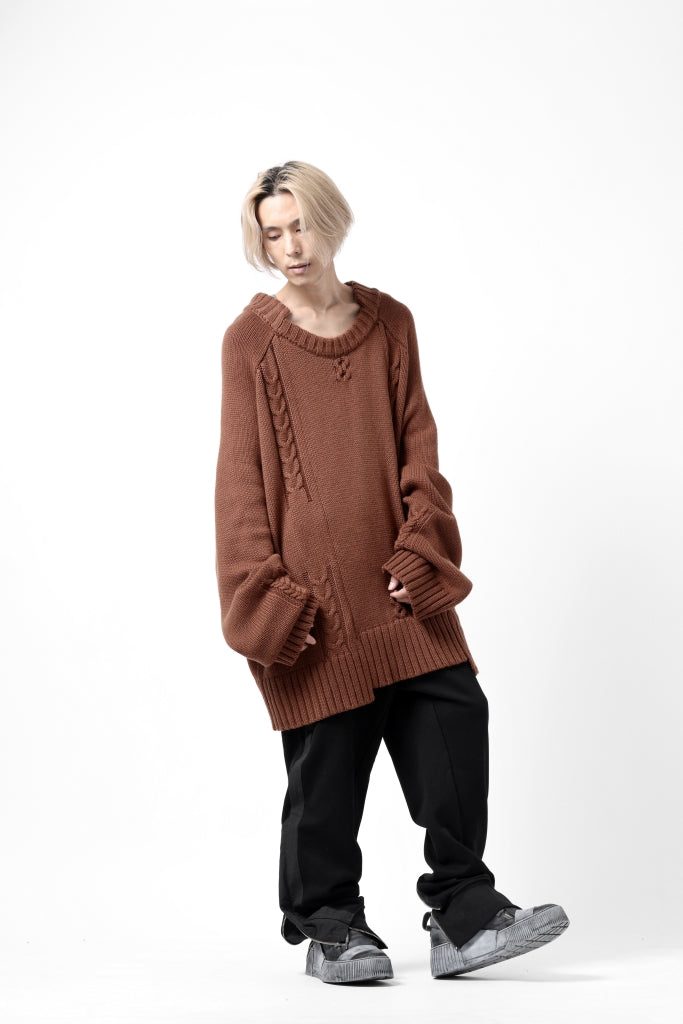 A.F ARTEFACT LOWGAUGE CABLE KNIT PULLOVER IRREGULAR-HEM