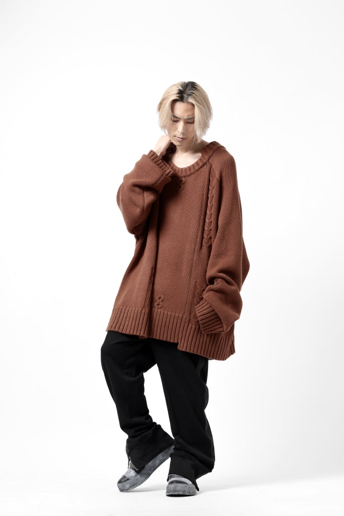 A.F ARTEFACT LOWGAUGE CABLE KNIT PULLOVER IRREGULAR-HEM