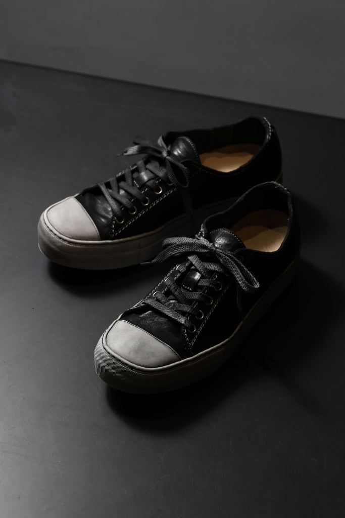 incarnation exclusive LOW CUT LACE UP SNEAKER / HORSE FULL GRAIN