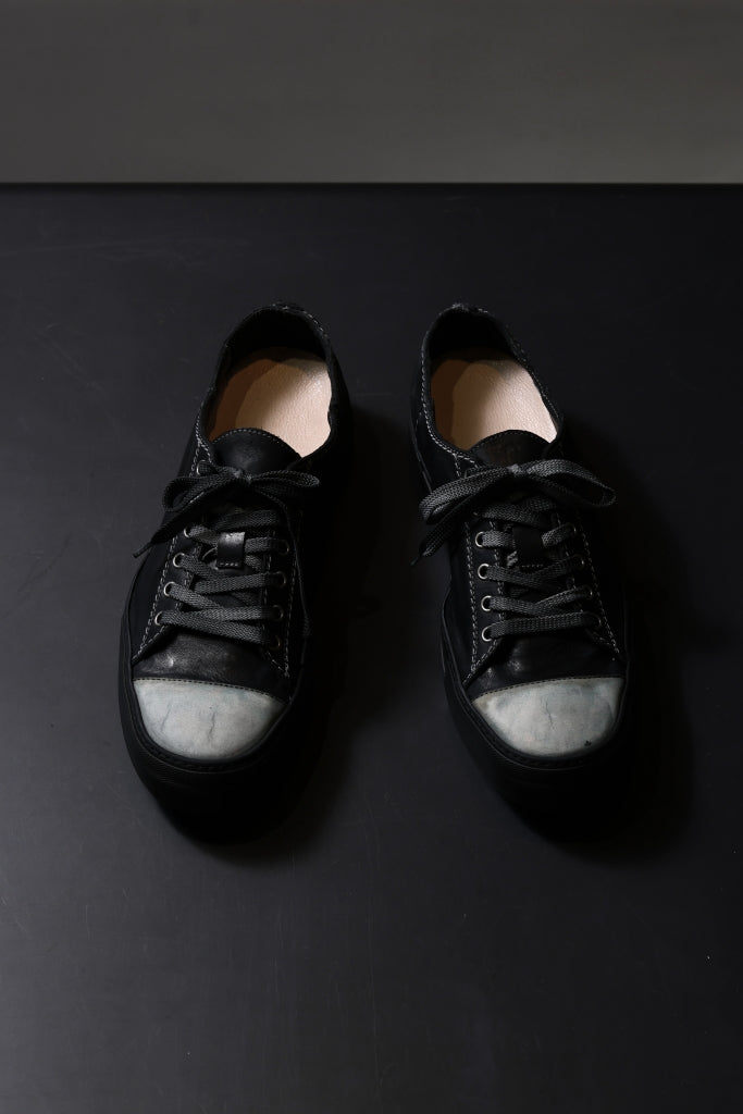 incarnation exclusive HORSE LEATHER LOW CUT LACE UP SNEAKER