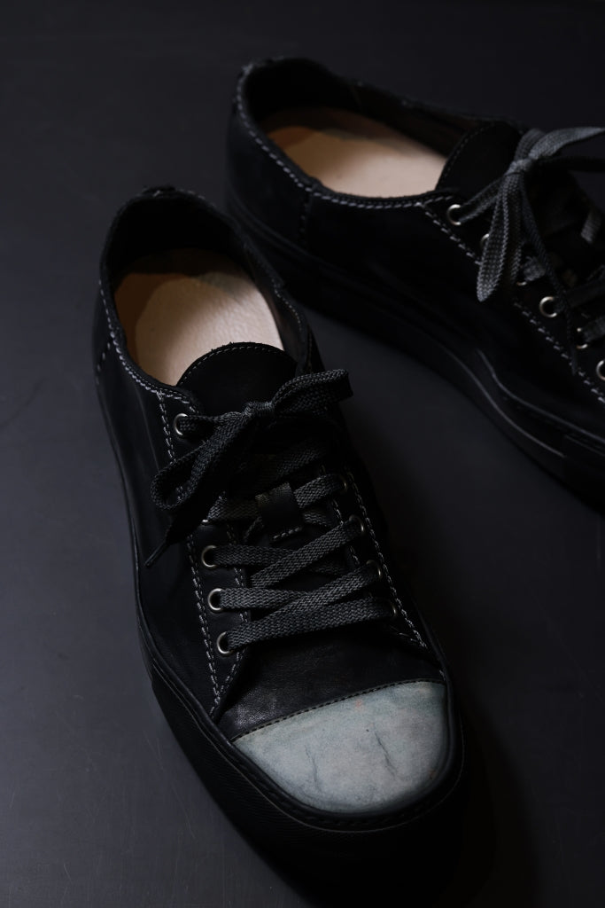 incarnation exclusive HORSE LEATHER LOW CUT LACE UP SNEAKER