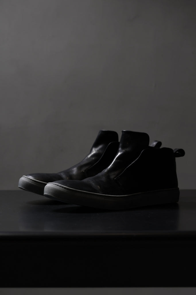 incarnation exclusive HORSE LEATHER HIDDEN LACED SNEAKER