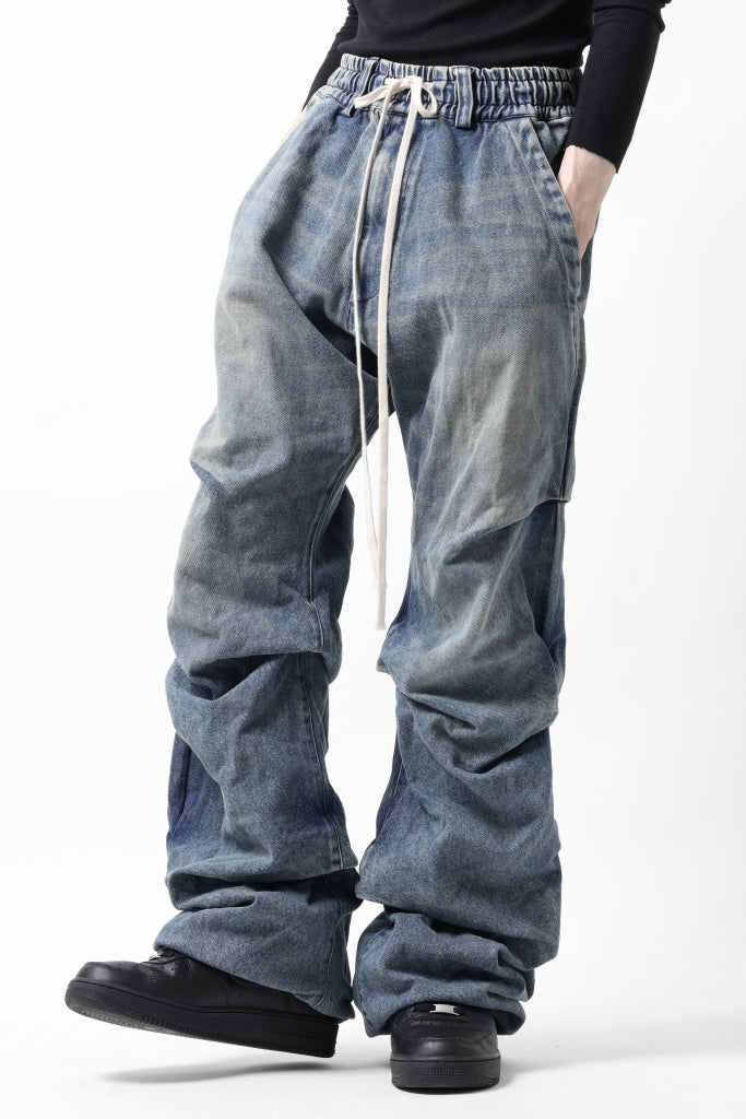 A.F ARTEFACT TUCK VOLUME BAGGY PANTS / FADED DENIM