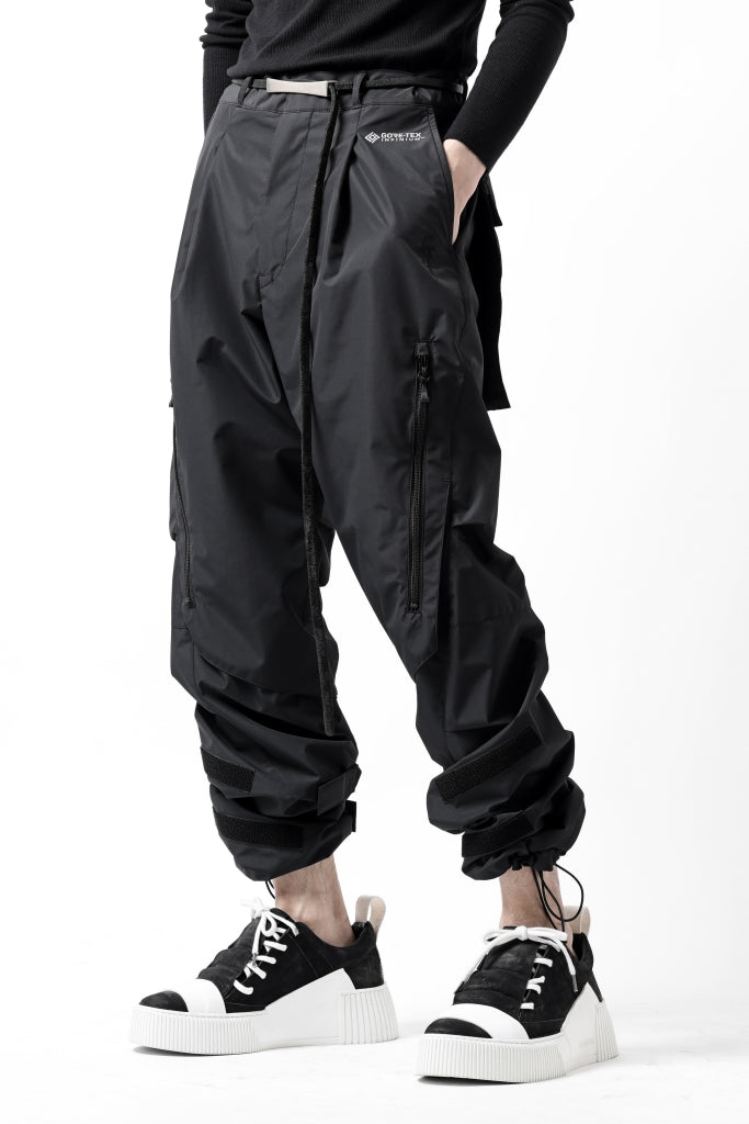 D-VEC x ALMOSTBLACK HIP FLAP POCKET TROUSERS / GORE-TEX INFINIUM™ POLARIS 2L