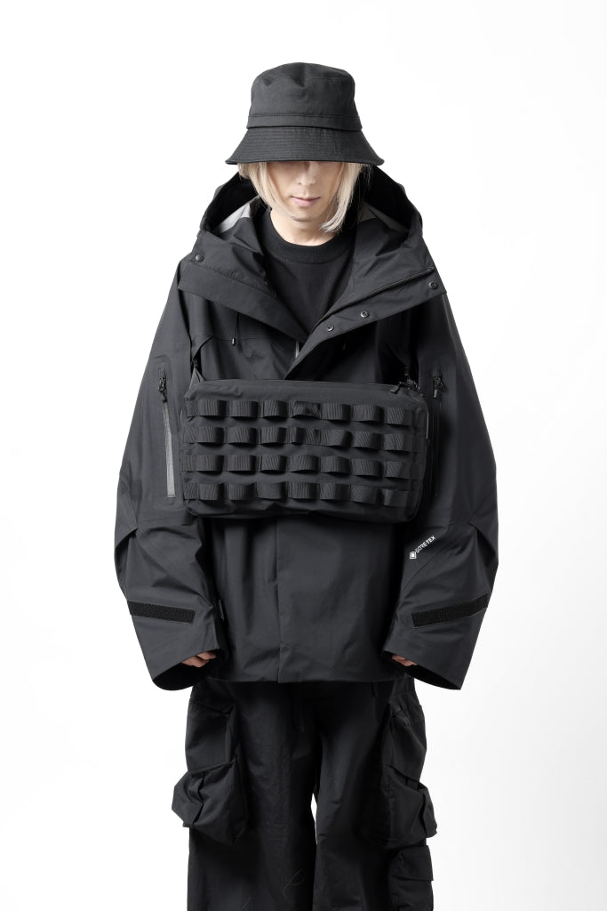 D-VEC x ALMOSTBLACK HOODED JACKET wt. DETACHABLE BAG / GORE-TEX PRODUCT SHELL