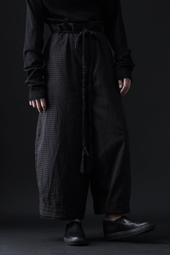 [ Pants ] Aleksandr Manamis Wide Pant with Rope Code / CHECK & STRIPE Price / ￥91,300 - (in tax) Foreign Price / ≒ $672.00 €669,95 Size / 3 (*Wearing;3) Color / Black Material / Cotton