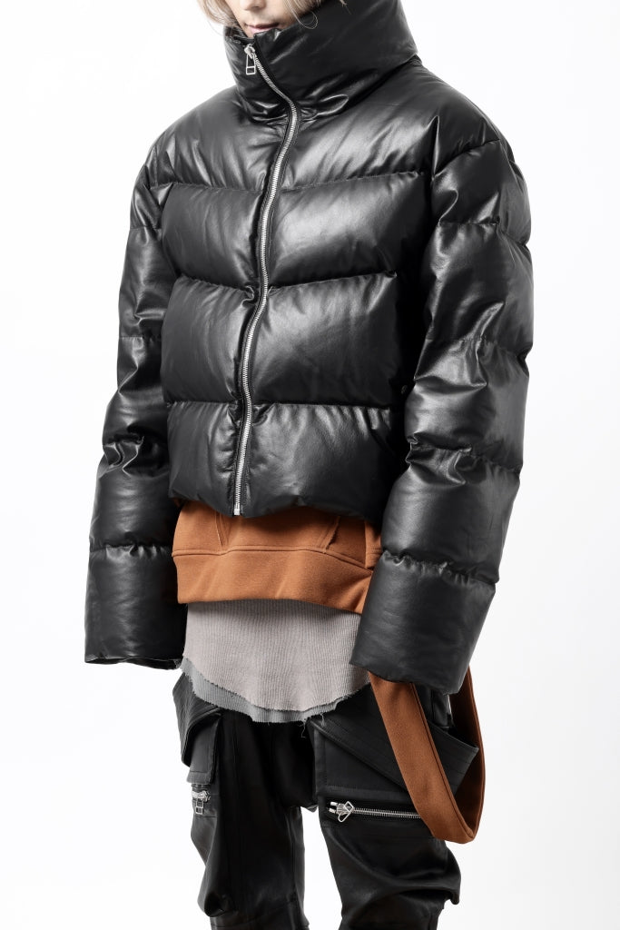 A.F ARTEFACT SHEEP SKIN LEATHER HIGH-NECK SHORT DOWN JACKET