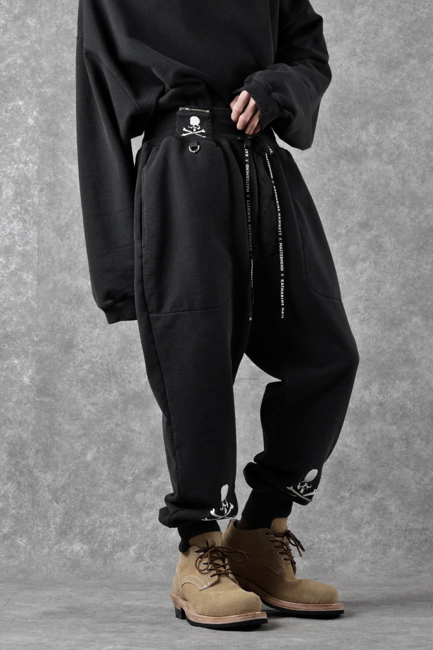 MASTERMIND WORLD x KATHARINE HAMNETT JOGGER PANTS