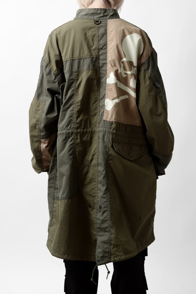 mastermind WORLD x ALPHA INDUSTRIES M-65 MODS COAT - CRAZY PANELED