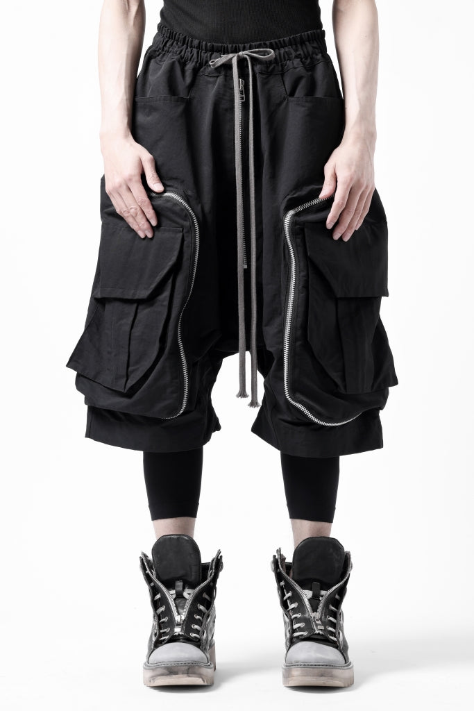 A.F ARTEFACT RADICAL-ZIP MILITARY SARROUEL SHORTS