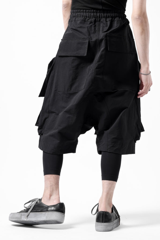 A.F ARTEFACT RADICAL-ZIP MILITARY SARROUEL SHORTS