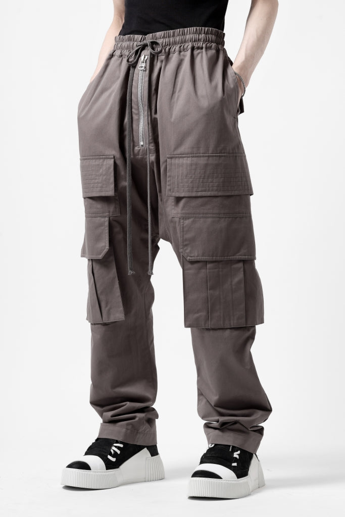 A.F ARTEFACT FRONT ZIP CARGO SARORUEL EASY PANTS