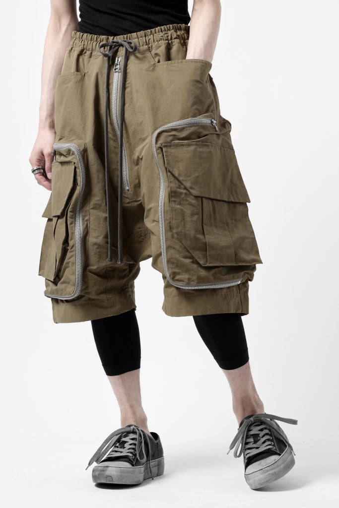 A.F ARTEFACT RADICAL-ZIP MILITARY SARROUEL SHORTS