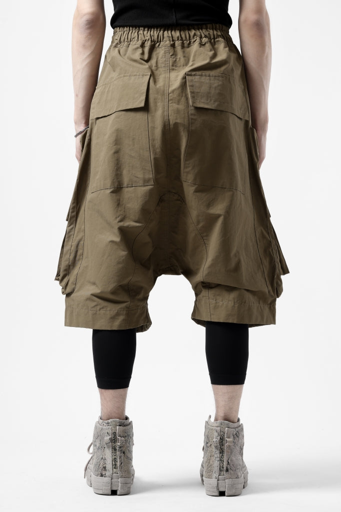 A.F ARTEFACT RADICAL-ZIP MILITARY SARROUEL SHORTS