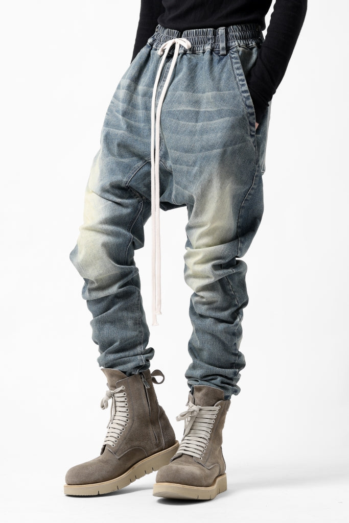 OUTFITS - HIGH-STRETCH DENIM PANTS | A.F ARTEFACT.