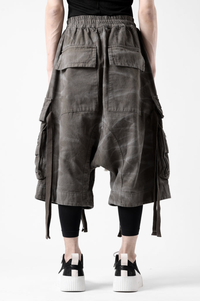 A.F ARTEFACT LOWCROTCH MILITARY WIDE SHORTS / VINTAGE DYED