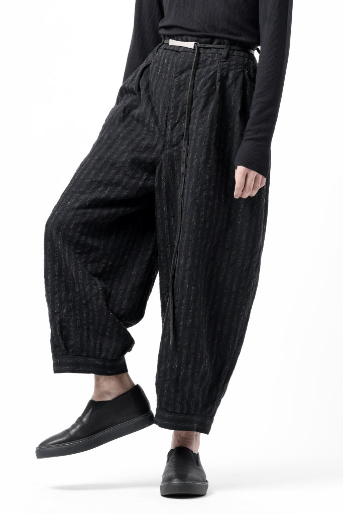 KLASICA GOSSE TWO TUCKED TROUSERS / LIGHT WEIGHT BLUR STRIPES