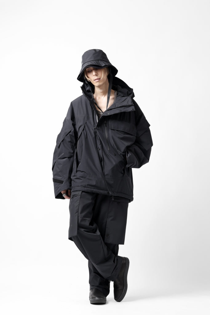 D-VEC x ALMOSTBLACK HOODED JACKET / GORE-TEX PRODUCT 2L PRIMALOFT SHELL