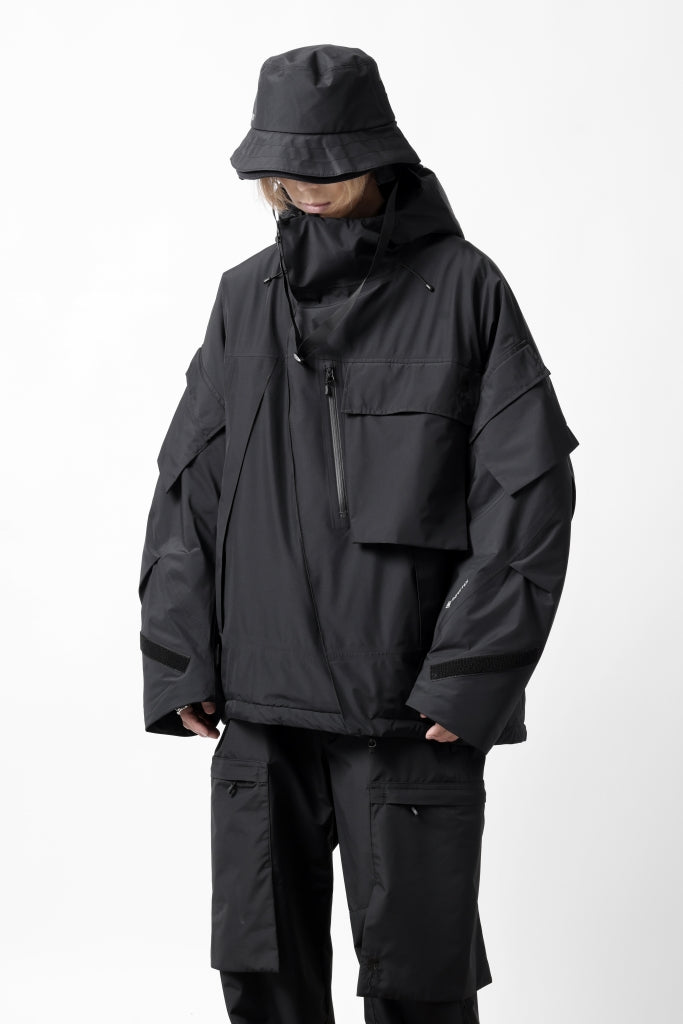 D-VEC x ALMOSTBLACK HOODED JACKET / GORE-TEX PRODUCT 2L PRIMALOFT SHELL