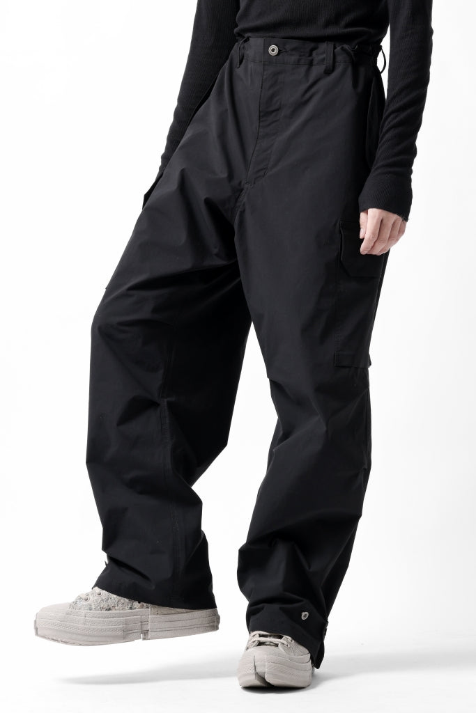 ISAMU KATAYAMA BACKLASH WIDE CARGO PANTS / STRETCH TYPEWRITER CLOTH