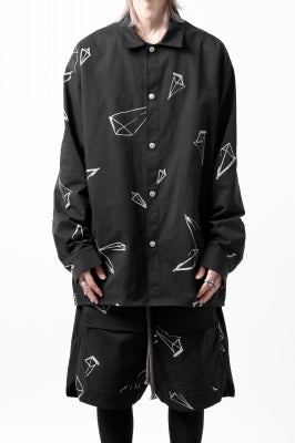 A.F ARTEFACT PYRA PATTERN PRINT SWITCHING LONG SLEEVE SHIRT