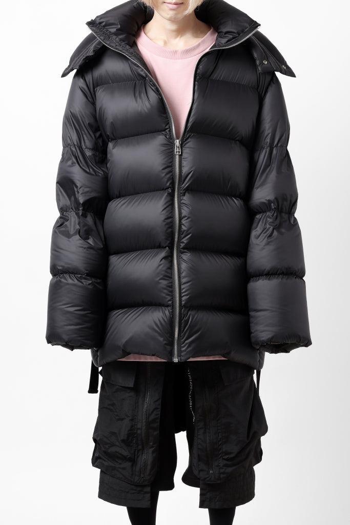 A.F ARTEFACT exclusive  DUVET-VERTICAL DOWN JACKET