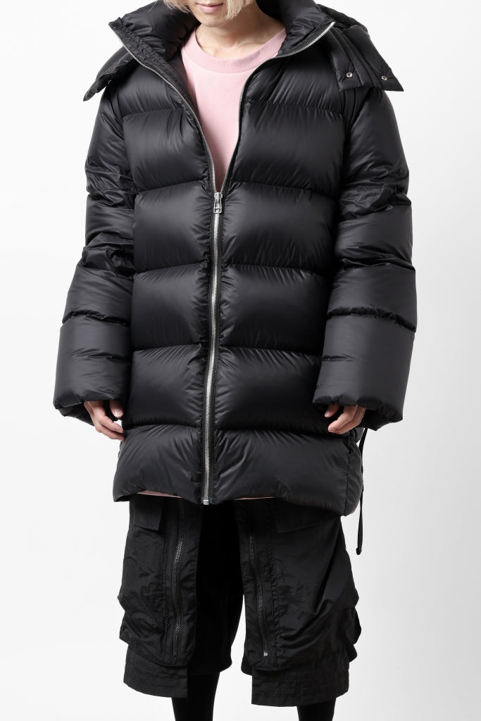 A.F ARTEFACT exclusive  DUVET-VERTICAL DOWN JACKET