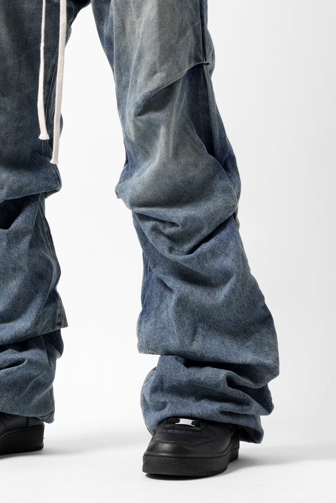 A.F ARTEFACT TUCK VOLUME BAGGY PANTS / FADED DENIM