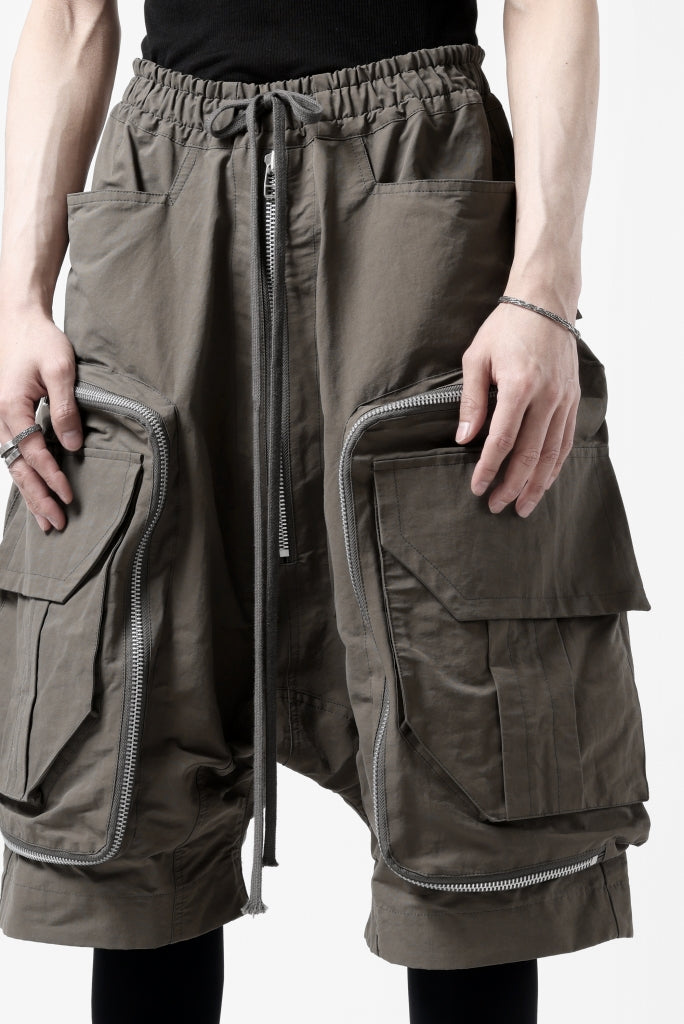 A.F ARTEFACT RADICAL-ZIP MILITARY SARROUEL SHORTS