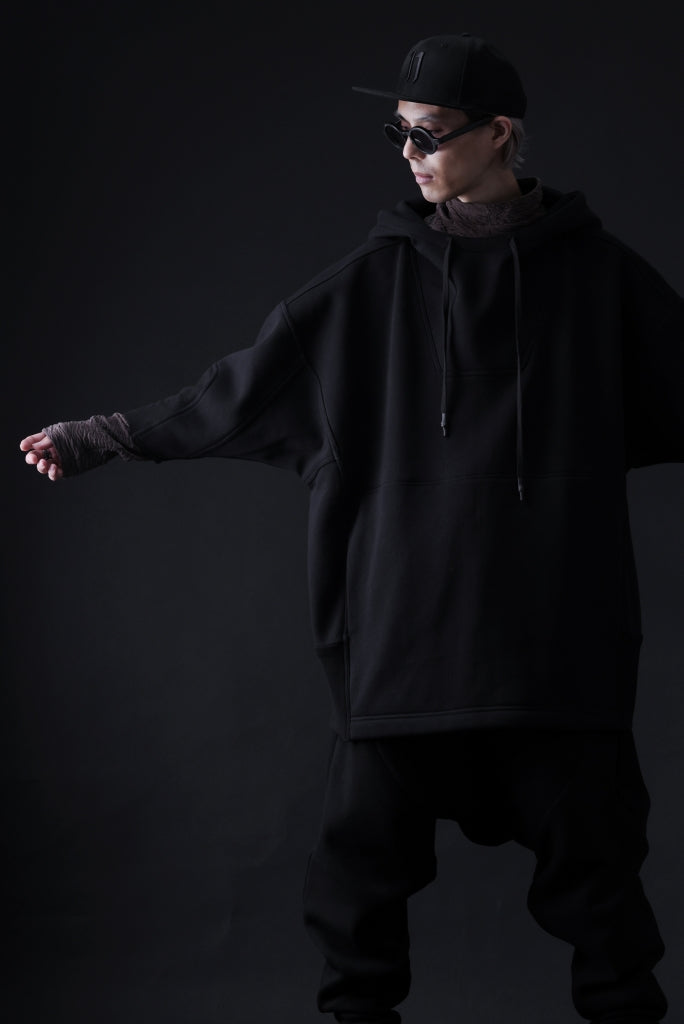 FIRST AID TO THE INJURED -TABEO- OVER HOODIE / HEAVYWEIGHT TERRY WARMER