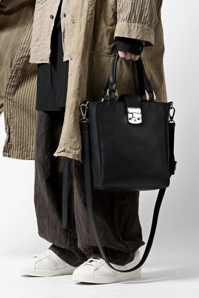 [ Bag ] ISAMU KATAYAMA BACKLASH 2WAY SHOULDER-TOTE BAG / GUIDI OILED CALF Price / ¥121,000 - (in tax) Foreign Price / ≒ $933.00 or $878,95 Size / Free (*H27×W23×D9)cm Color / Black