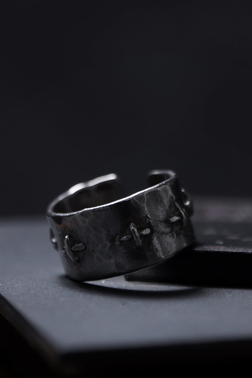 m.a+ silver stitched multiple cross ring / AG538/AG