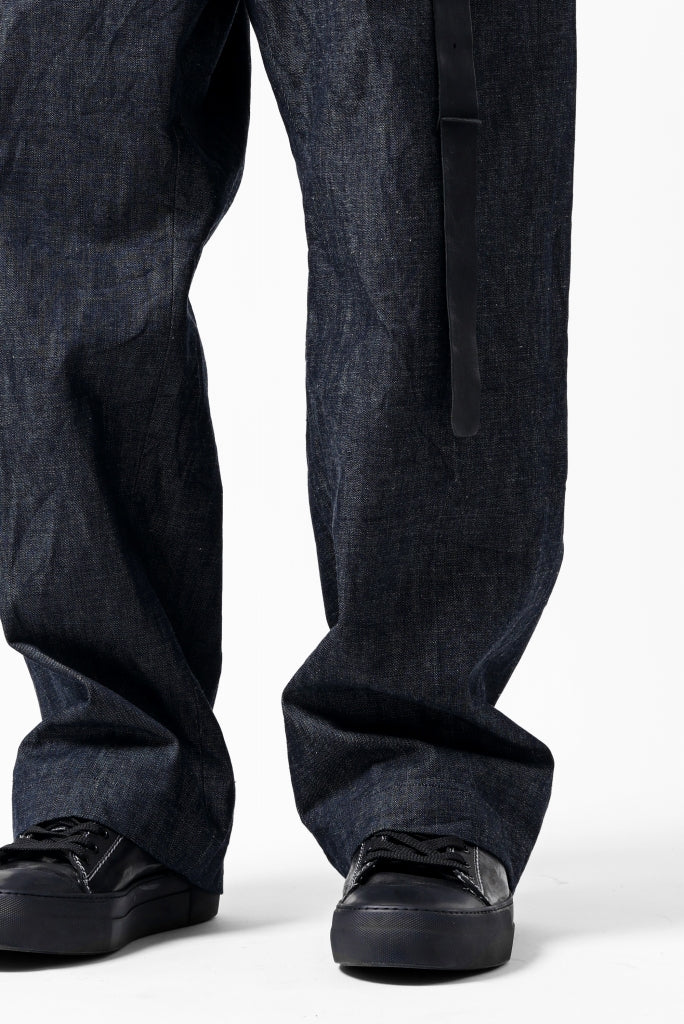 CAPERTICA WIDE SEAMLESS TROUSERS / ZIMBABWE COTTON LITE DENIM