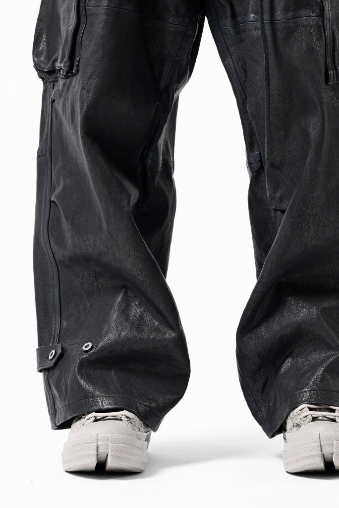 ISAMU KATAYAMA BACKLASH CARGO PANTS / GOAT LEATHER (GARMENT+SPRAY DYED)