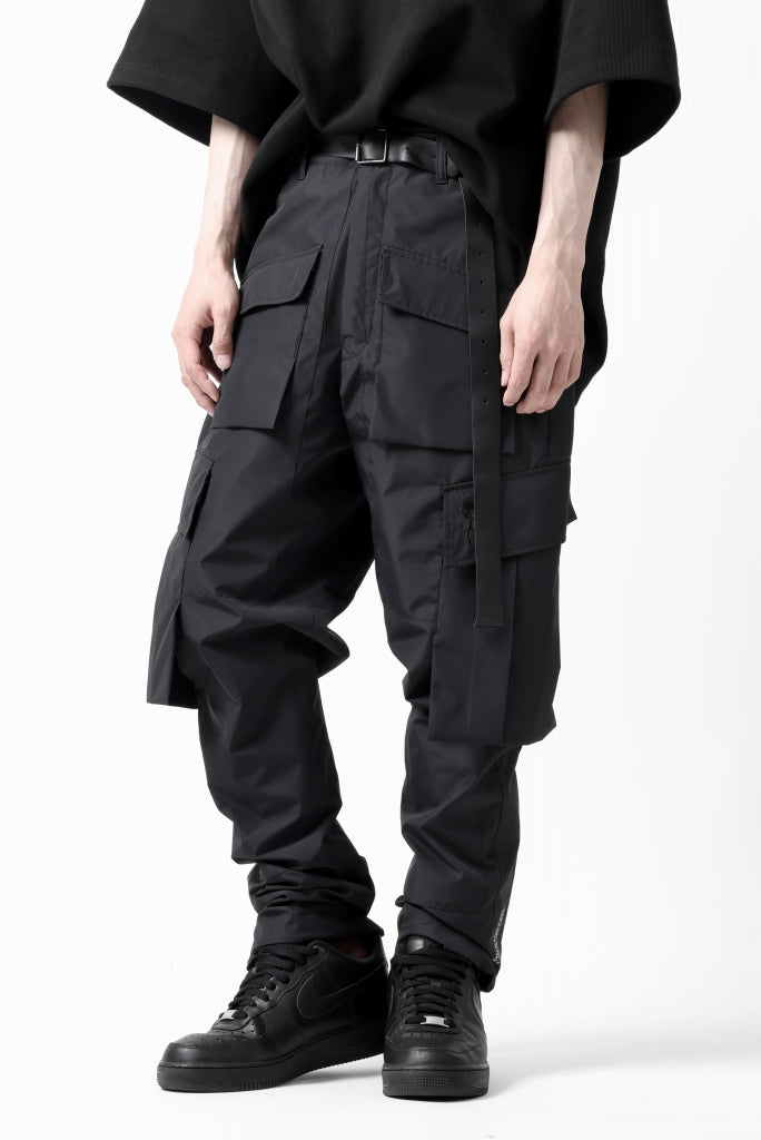 D-VEC x ALMOSTBLACK 6 POCKET TROUSERS / WINDSTOPPER BY GORE-TEX LABS 2L