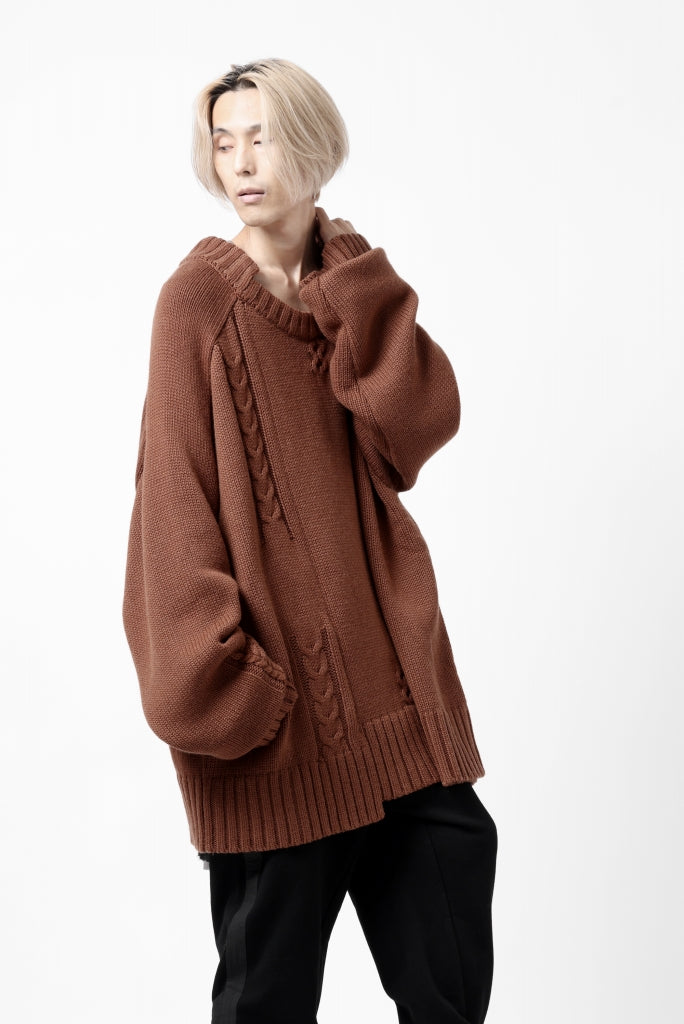 A.F ARTEFACT LOWGAUGE CABLE KNIT PULLOVER IRREGULAR-HEM