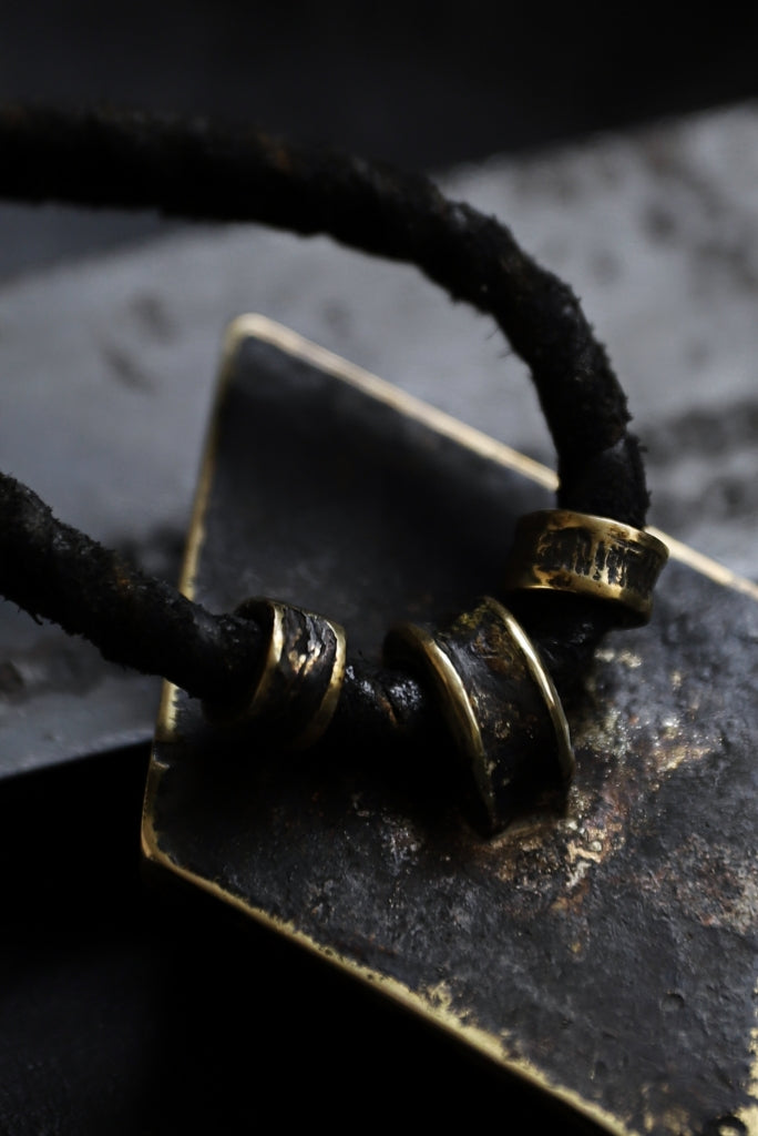 【予約商品】BLOW THE WILD BRASSES HANDFORGED by JUN UEZONO "ONYX SOUTH MEXICAN BRACE"