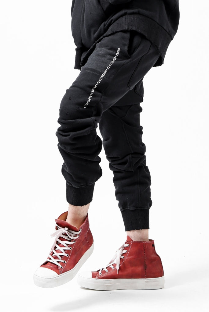 A.F ARTEFACT "FRAYED" DAMAGE SWEATER JOGGER PANTS